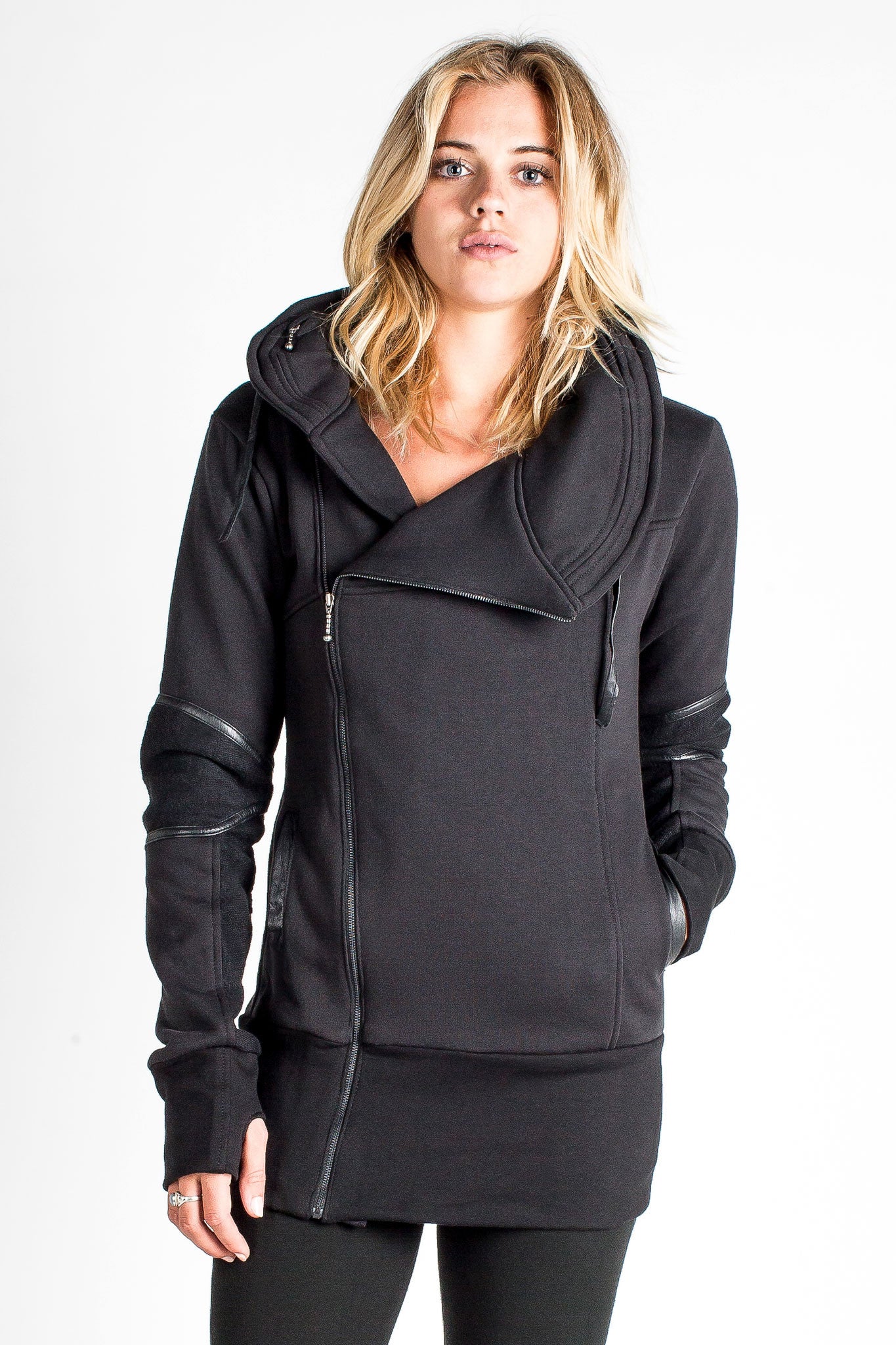 Women's Coats, Vests & Hoodies