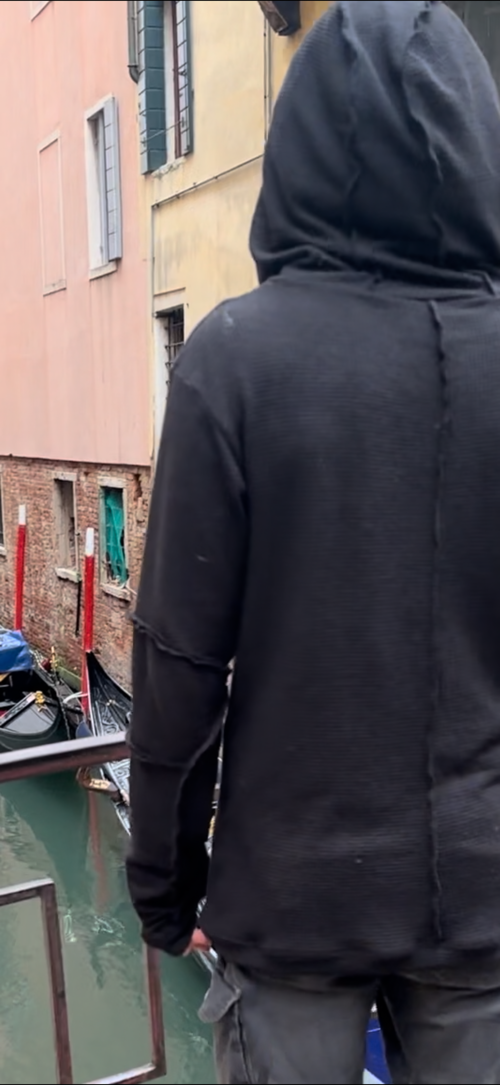 Traveler Hoodie STAR