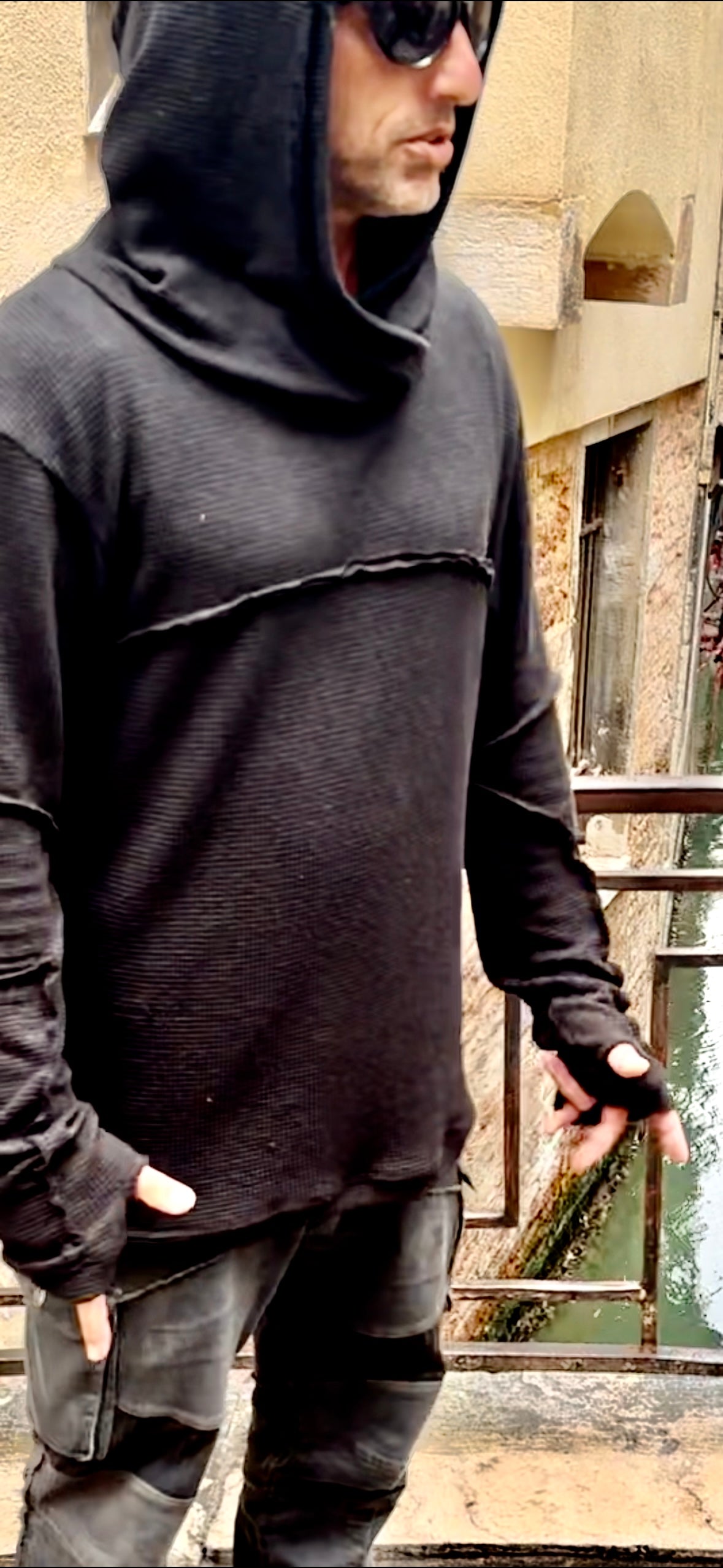 Traveler Hoodie STAR