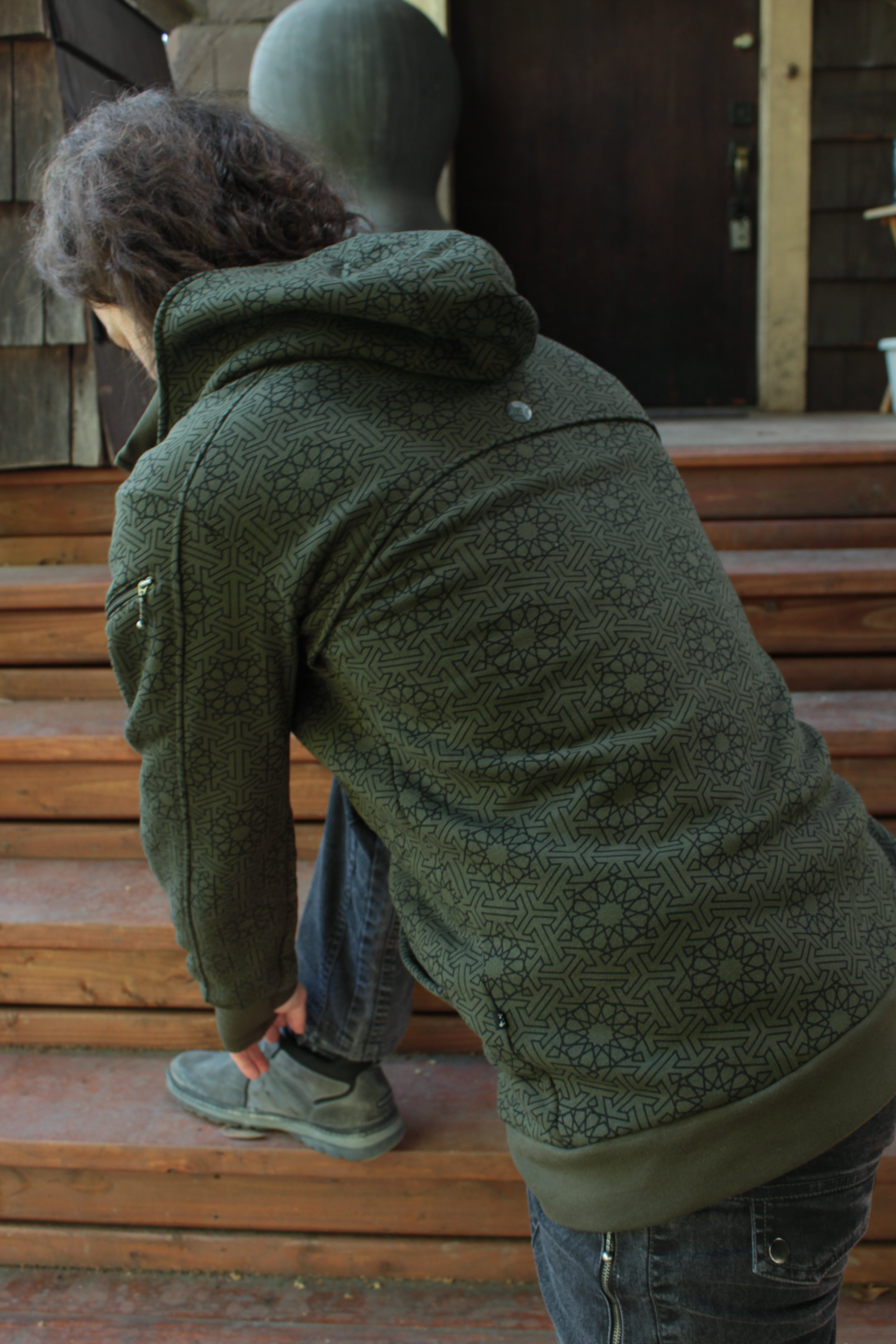 Hive Hoodie w/ Arabic Print